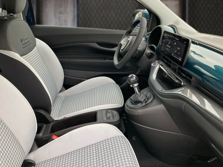 Bild 5: Fiat 500 Hybrid Hatchback