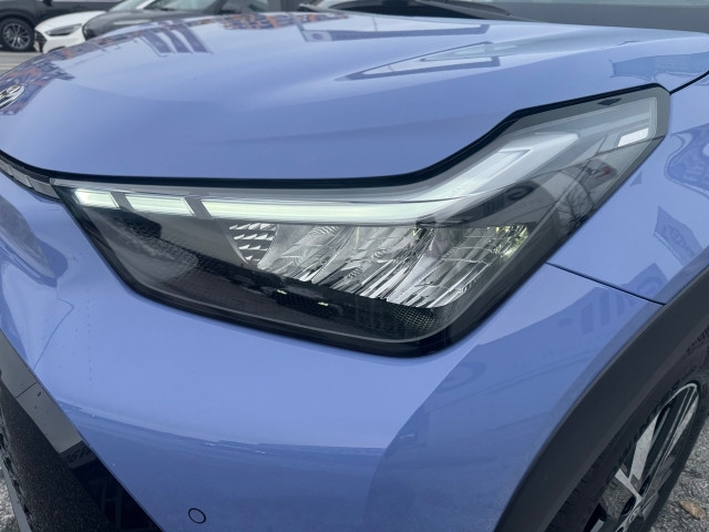 Bild 11: Toyota AYGO X 1,5 l Lounge CVT