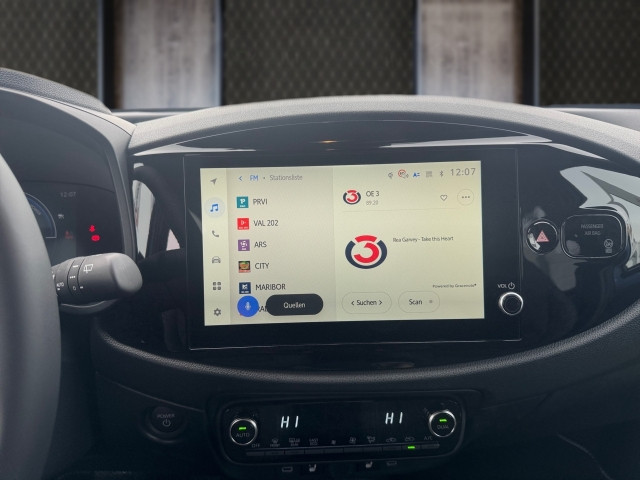 Bild 7: Toyota AYGO X 1,5 l Lounge CVT