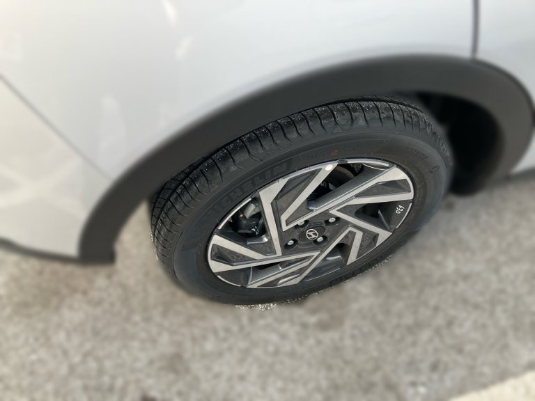 Bild 3: Hyundai Bayon GO Plus 1.0 T-GDI DCT y5bu3-PP4-OO5
