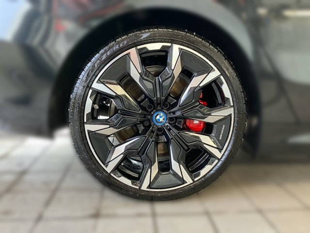 Bild 4: BMW 550e xDrive Limousine G60 XB1