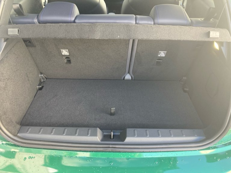 Bild 9: Mini Cooper SE J01