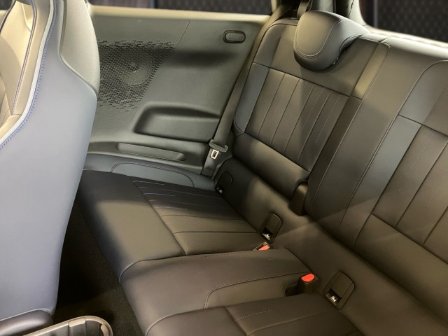 Bild 8: Mini Cooper SE J01