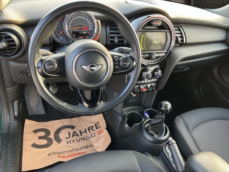 Bild 6: Mini MINI One Cabrio F57