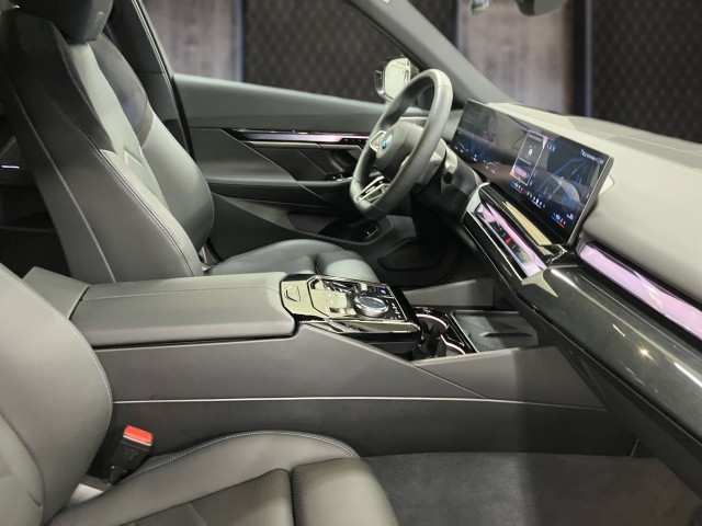 Bild 5: BMW i5 xDrive40 Touring