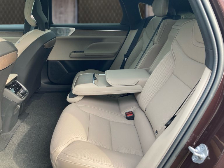 Bild 8: VOLVO PKW ES90 Ultra, Single Motor Extended Range, Vollelektrisch