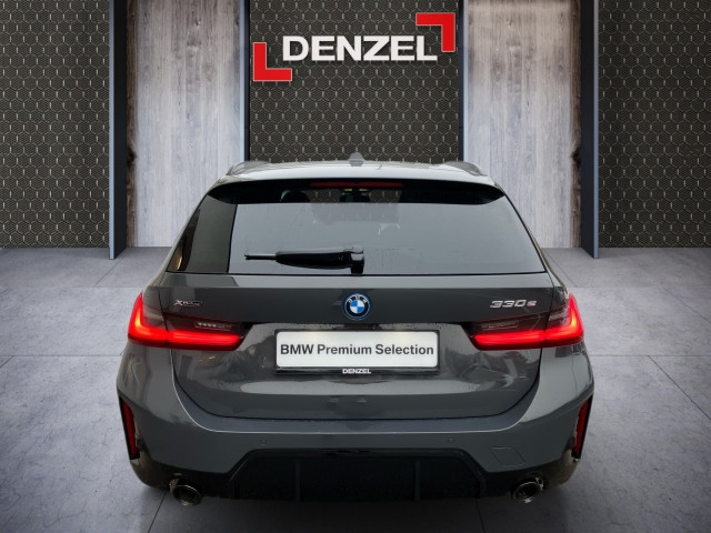 Bild 12: BMW 330e xDrive Touring G51