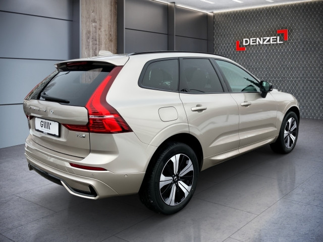 Bild 3: VOLVO PKW XC60 Plus, T6 Plug-in Hybrid, Elektrisch/Benzin, Dark