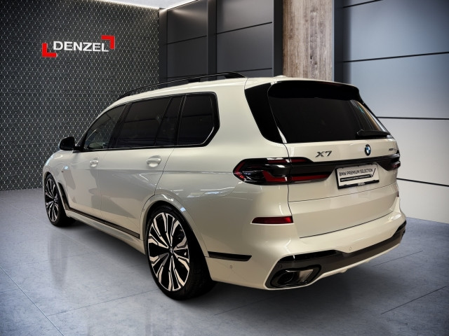 Bild 2: BMW X7 xDrive40d G07 B57
