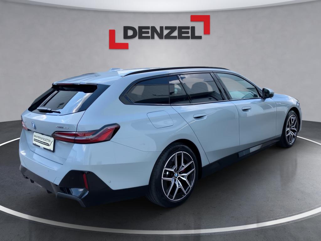 Bild 3: BMW i5 xDrive40 Touring