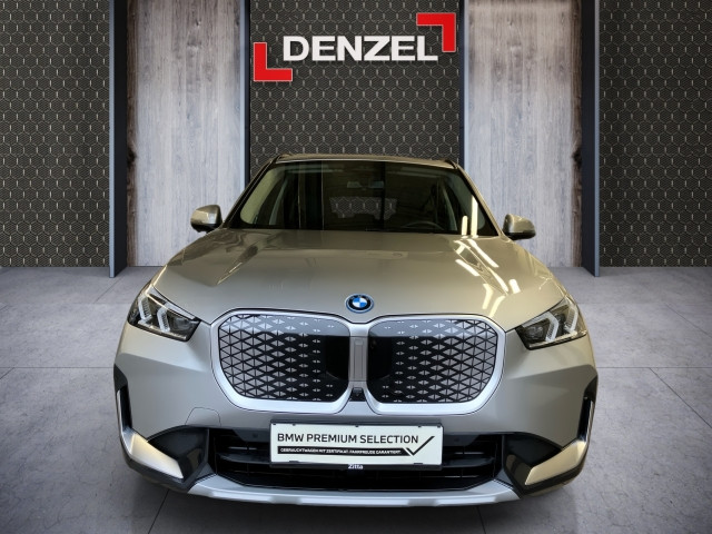 Bild 12: BMW iX1 eDrive20 U11