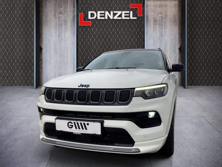 Bild 1: Jeep Compass 1.3 PHEV S 2