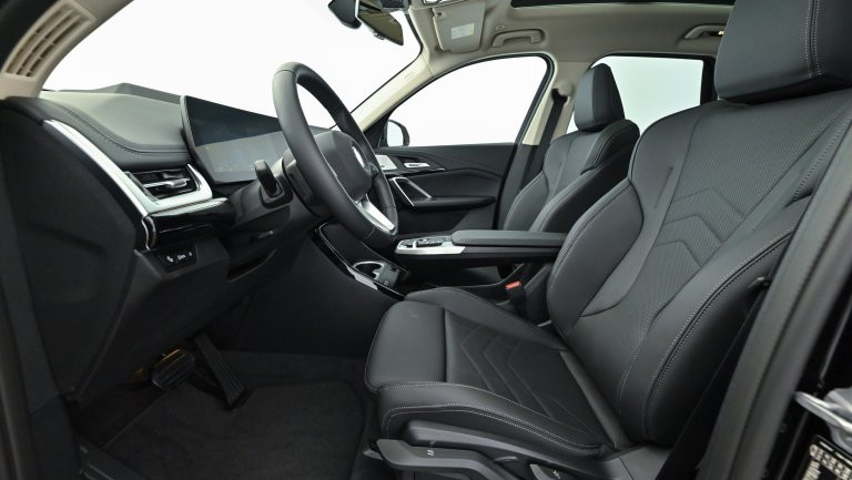 Bild 4: BMW X1 xDrive30e U11 XB2