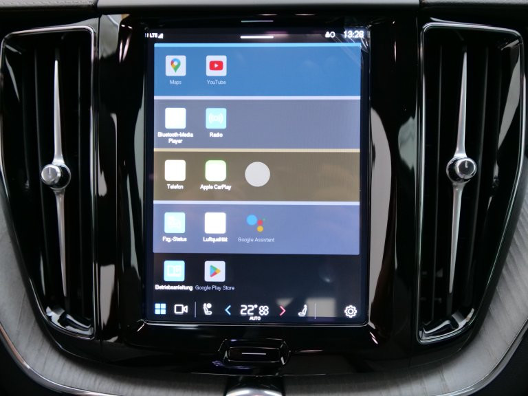 Bild 8: VOLVO PKW XC60 Recharge Ultima, T6 AWD Plug-in Hybrid, Elektrisch/Benz