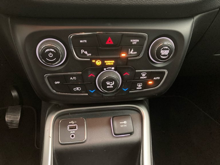 Bild 14: Jeep Compass 1,6 KultiJet