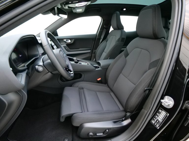 Bild 11: Polestar Polestar 2 LRDM