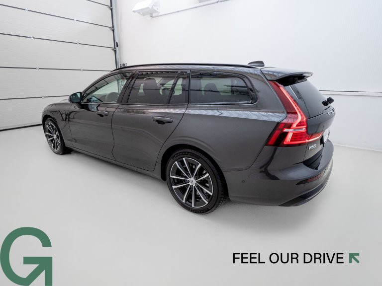 Bild 5: VOLVO PKW V60 Plus, T6 AWD Plu