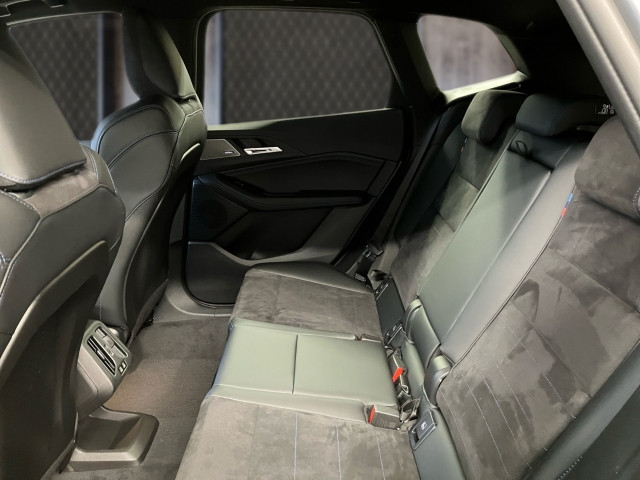 Bild 7: BMW 220d Active Tourer U06