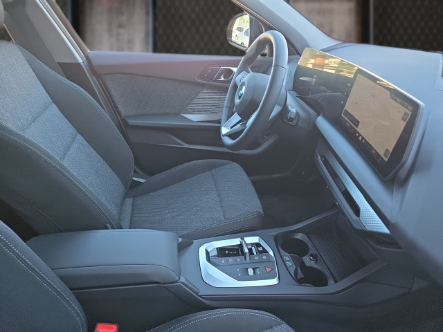 Bild 10: BMW 120 5-Türer F70 B38
