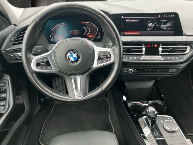 Bild 6: BMW 116d 5-Türer F40 B37