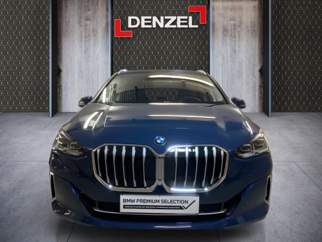 Bild 4: BMW 220i Active Tour U06