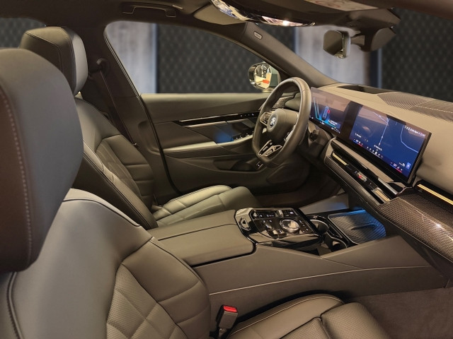 Bild 5: BMW 530e xDrive Touring G61 XB1