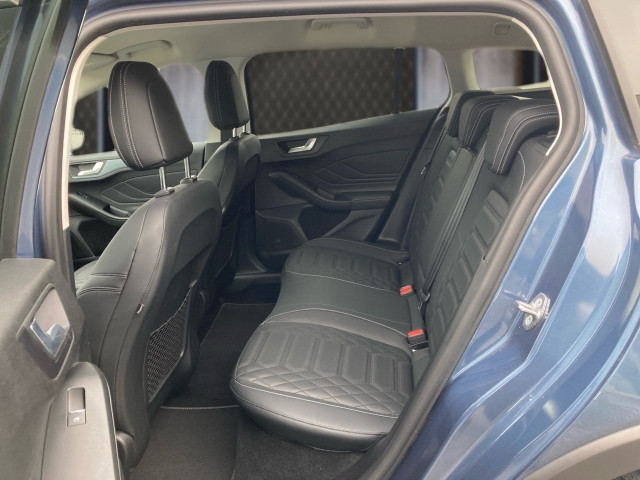 Bild 8: Ford Focus Turnier 1,0 EcoBoost Hybrid Active Vignale Aut.