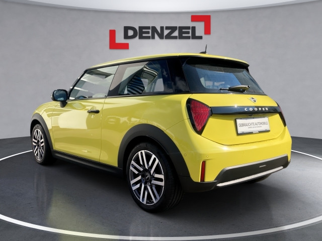 Bild 2: Mini Cooper C F66 B38