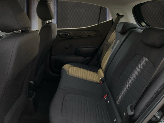 Bild 8: Hyundai i10 4-Sitzer Jubile 1.0