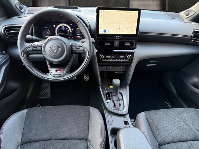 Bild 6: Toyota Yaris Cross - 1,5 l 4x2 HY  GR SPORT