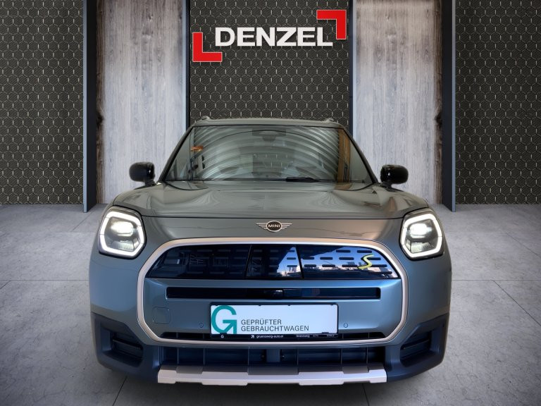 Bild 12: Mini Countryman SE ALL4 U25 XE2