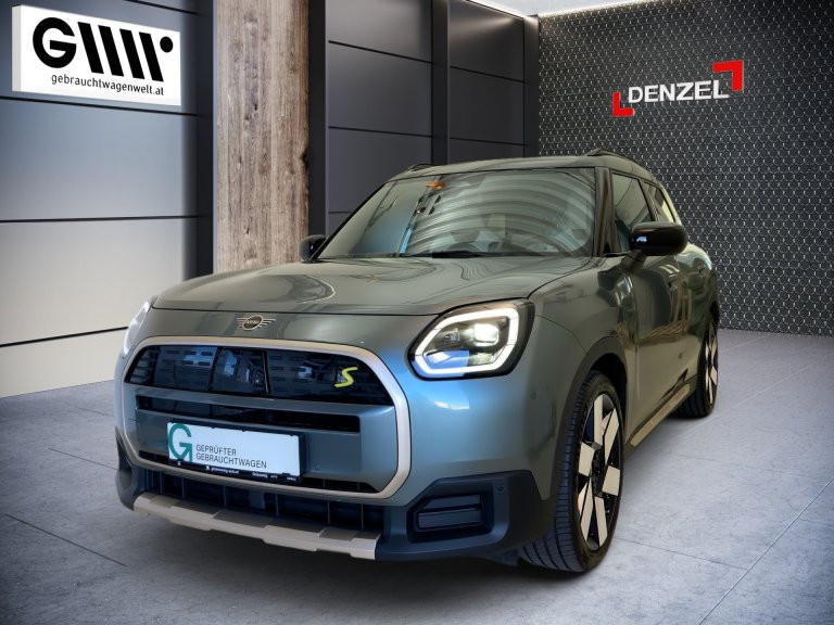 Bild 1: Mini Countryman SE ALL4 U25 XE2