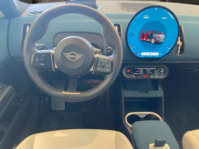 Bild 6: Mini Countryman SE ALL4 U25 XE2