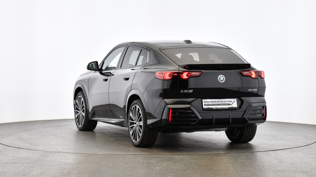 Bild 6: BMW iX2 eDrive20 U10 HB0