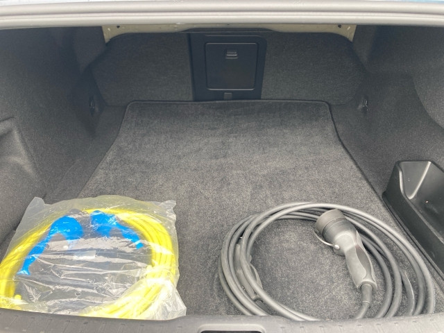 Bild 12: VOLVO PKW S90 T8 AWD RechargePHEV Ultimate Bright