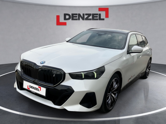 Bild 0: BMW i5 eDrive40 Touring