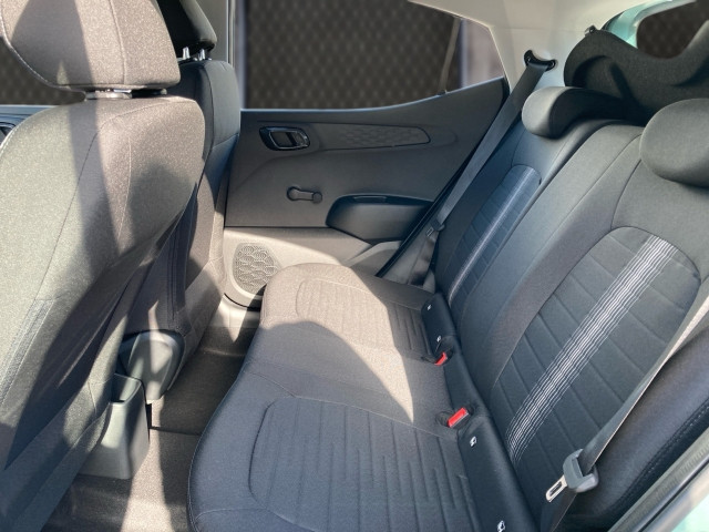 Bild 8: Hyundai i10 4-Sitzer Jubile 1.0