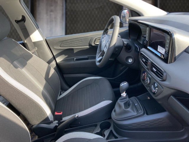 Bild 5: Hyundai i10 4-Sitzer Jubile 1.0