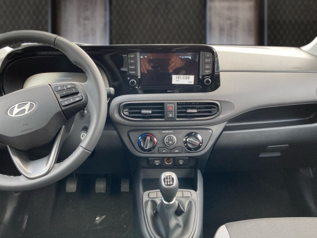 Bild 7: Hyundai i10 4-Sitzer Jubile 1.0