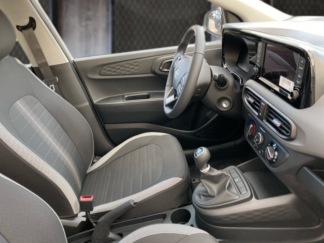 Bild 5: Hyundai i10 4-Sitzer Jubile 1.0