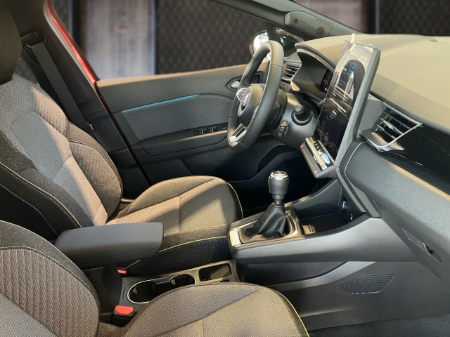 Bild 7: Mitsubishi Grandis 1,3 Petrol Intense S+C+T 26
