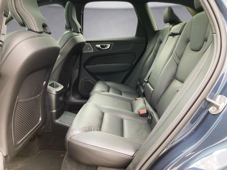 Bild 11: VOLVO PKW XC60 Black Edition Ultra, T6 AWD Plug-in Hybrid, Elektrisch/