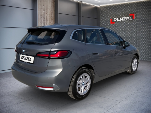 Bild 3: BMW 225e xDrive Active Tourer U06 XB2