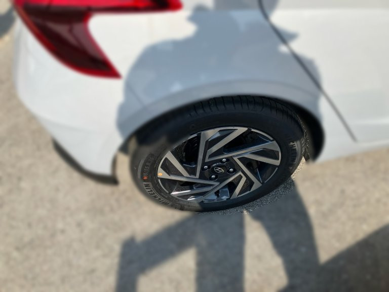 Bild 5: Hyundai i20 (BC3) Jubile 1.2 MPI b5bj1