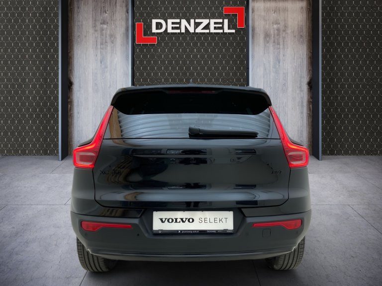 Bild 10: VOLVO PKW XC40 Black Edition Plus, B4 Mild Hybrid, Benzin