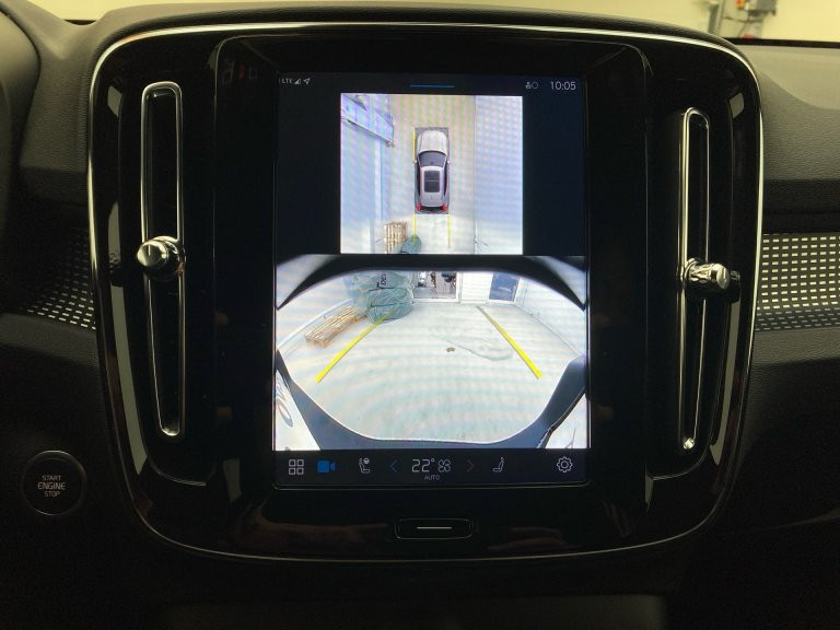 Bild 13: VOLVO PKW XC40 Black Edition Plus, B4 Mild Hybrid, Benzin