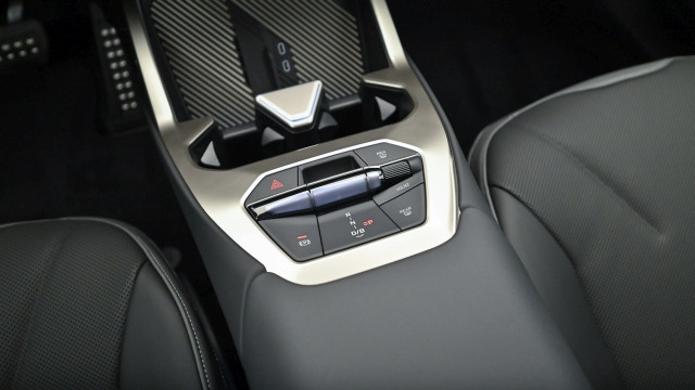 Bild 14: BMW iX3 50 xDrive NA5