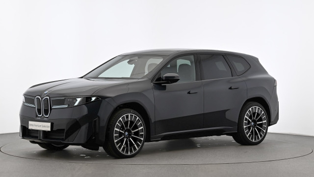 Bild 1: BMW iX3 50 xDrive NA5