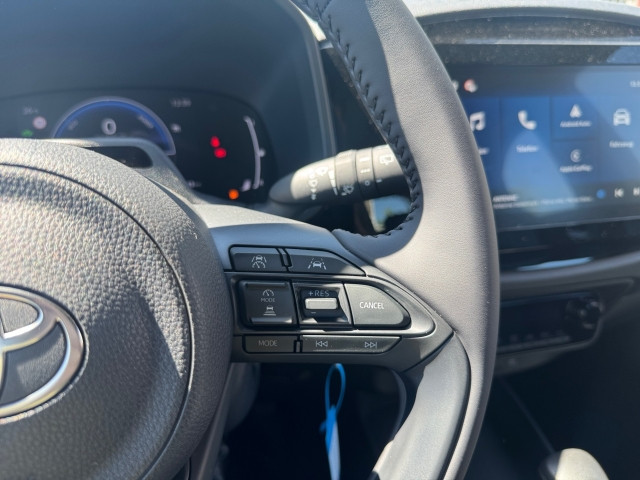 Bild 9: Toyota AYGO X 1,5 Hybrid Active