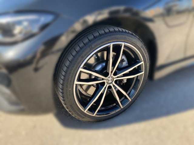 Bild 4: BMW 330e xDrive Limousine G20 XB1